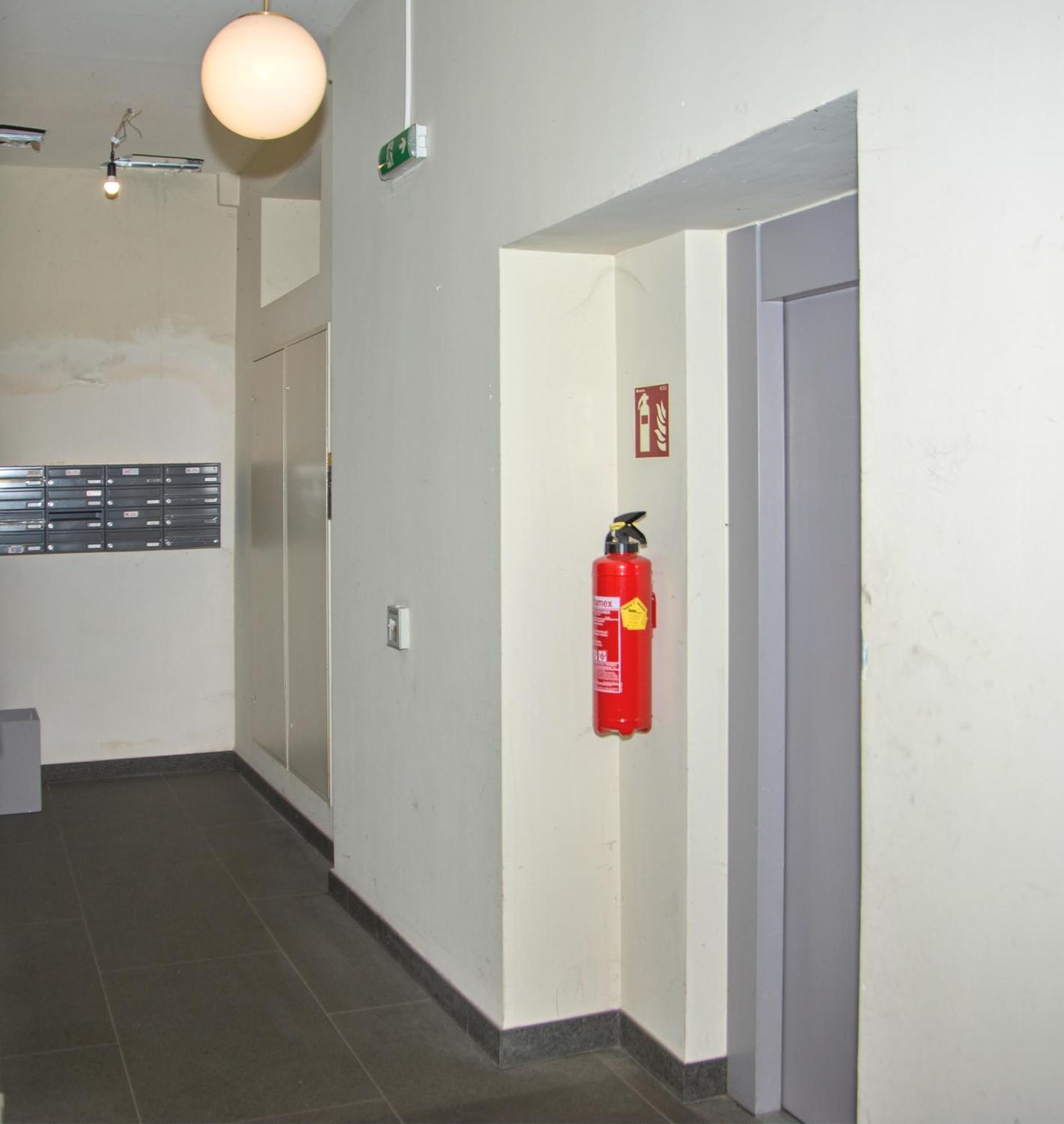 Blue Lotus Apartment Vienna Esterno foto